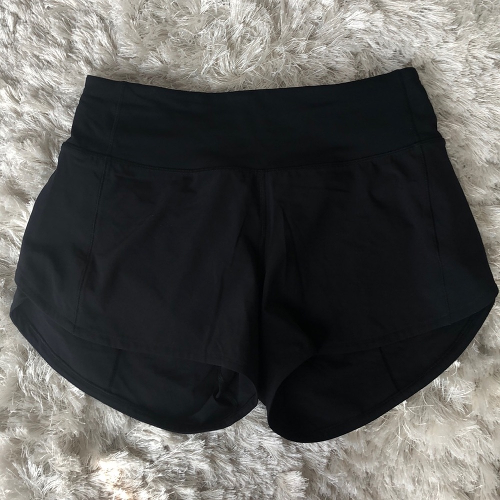 Lululemon NWOT black Speed Up Shorts size 4